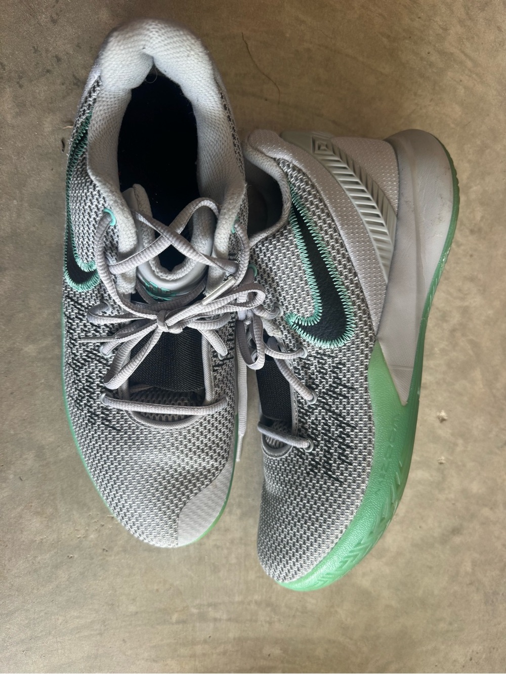 Nike Women's Gray Knit Athletic Sneakers with Green Outsole